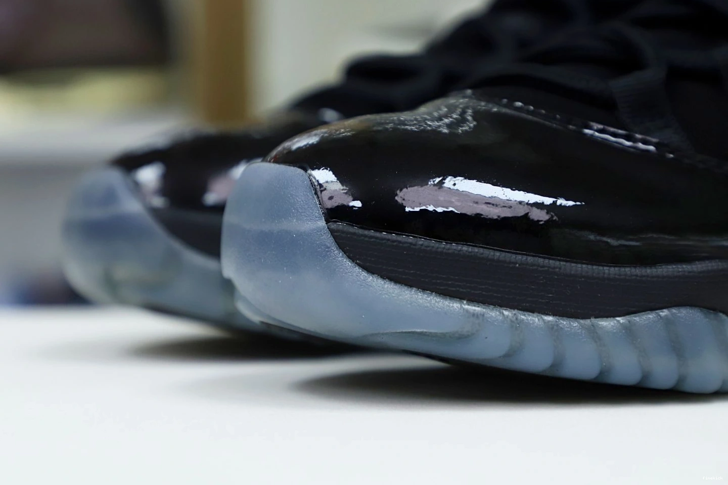 AIR RETRO JORDAN AND 'CAP 11 GOWN' 1115